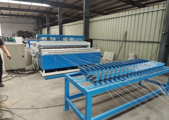Hole Size 50*200mm Railway Mesh Welding Machine Servo Motor Pull