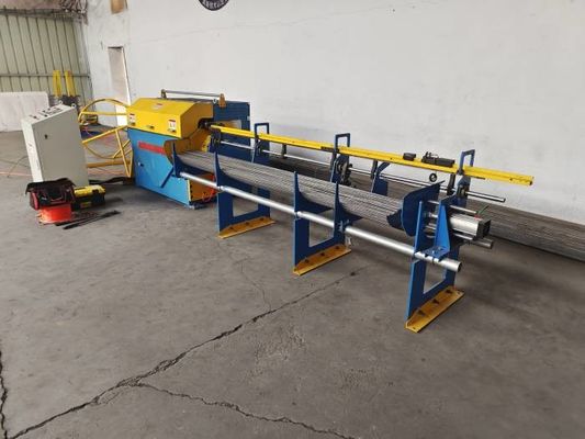 Rebarのサイズ3-8mmワイヤーまっすぐになり、打抜き機の長さ6m